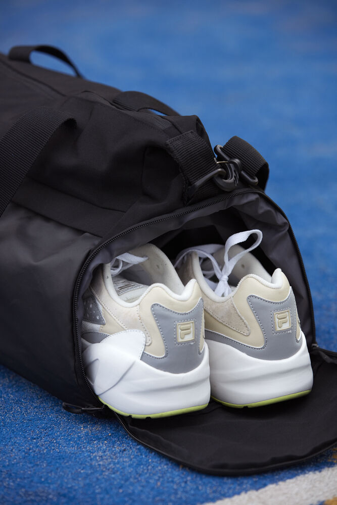 2.0 Duffle von Clique – Black