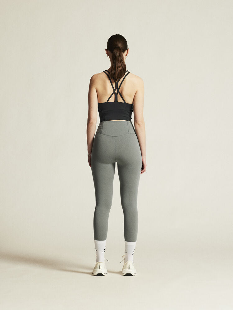 Collective Cropped Singlet W von Craft – Dk Plum