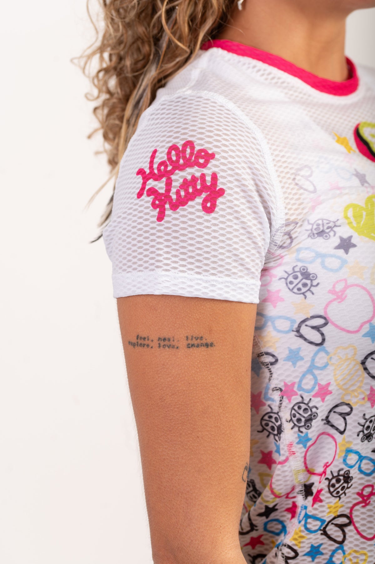 OTSO Damen/Mädchen Kurzarm-Funktionsshirt - Hello Kitty Sweet – Produktansicht 10
