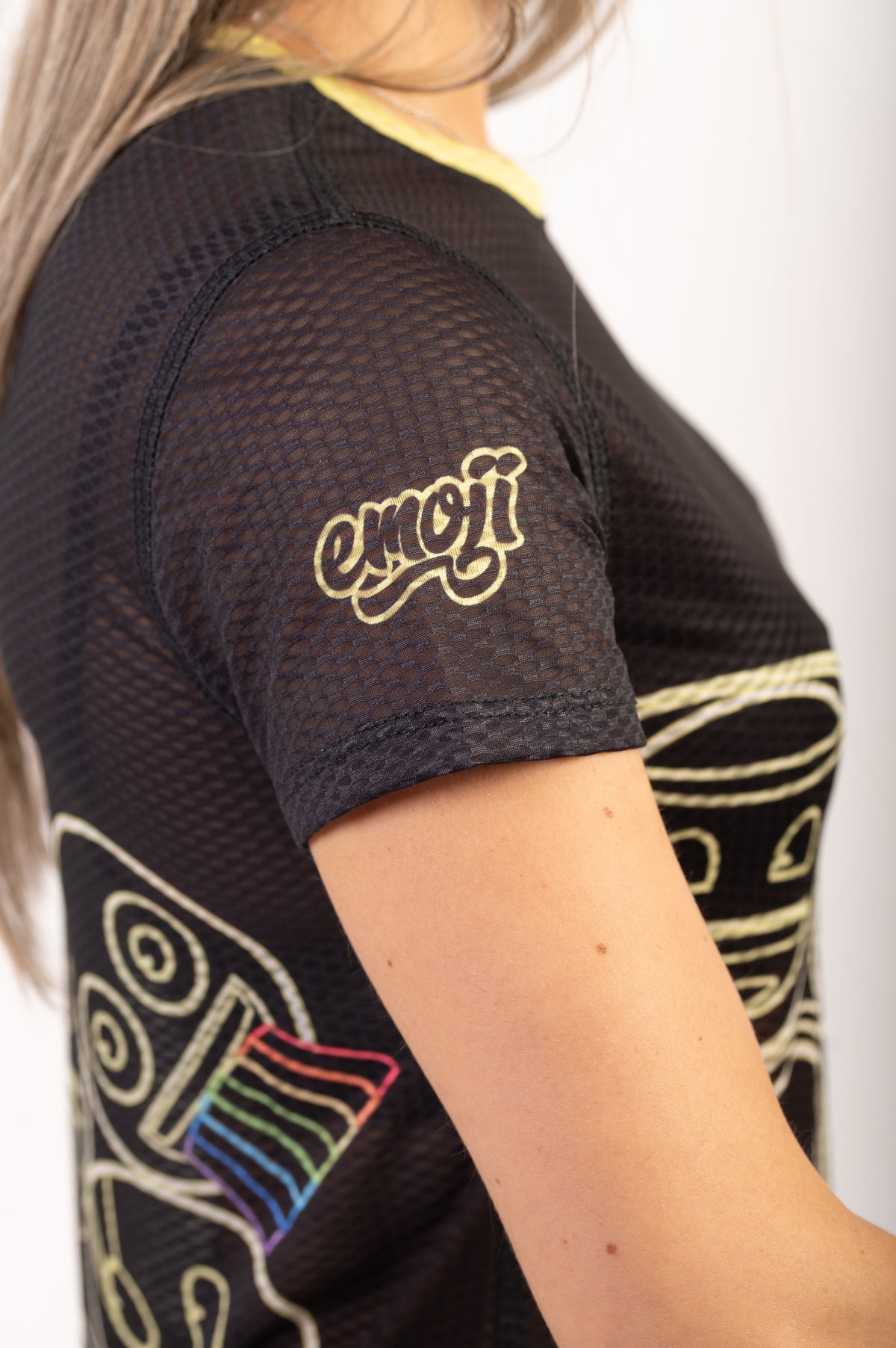 OTSO Damen Kurzarm-Funktionsshirt - Emoji Neon Faces – Produktansicht 10