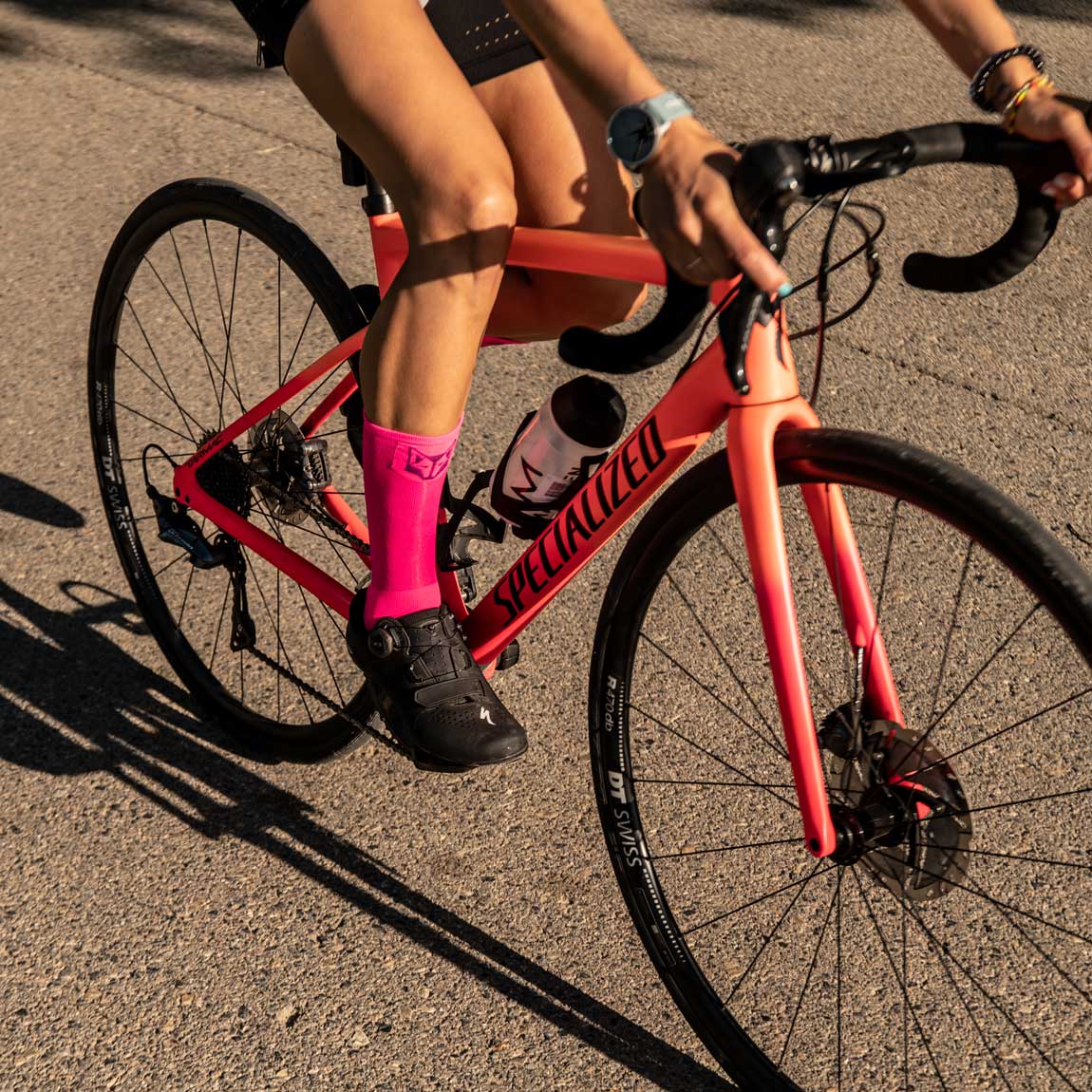 OTSO Ultraleichte Sportsocken - Fluo Pink – Produktansicht 5