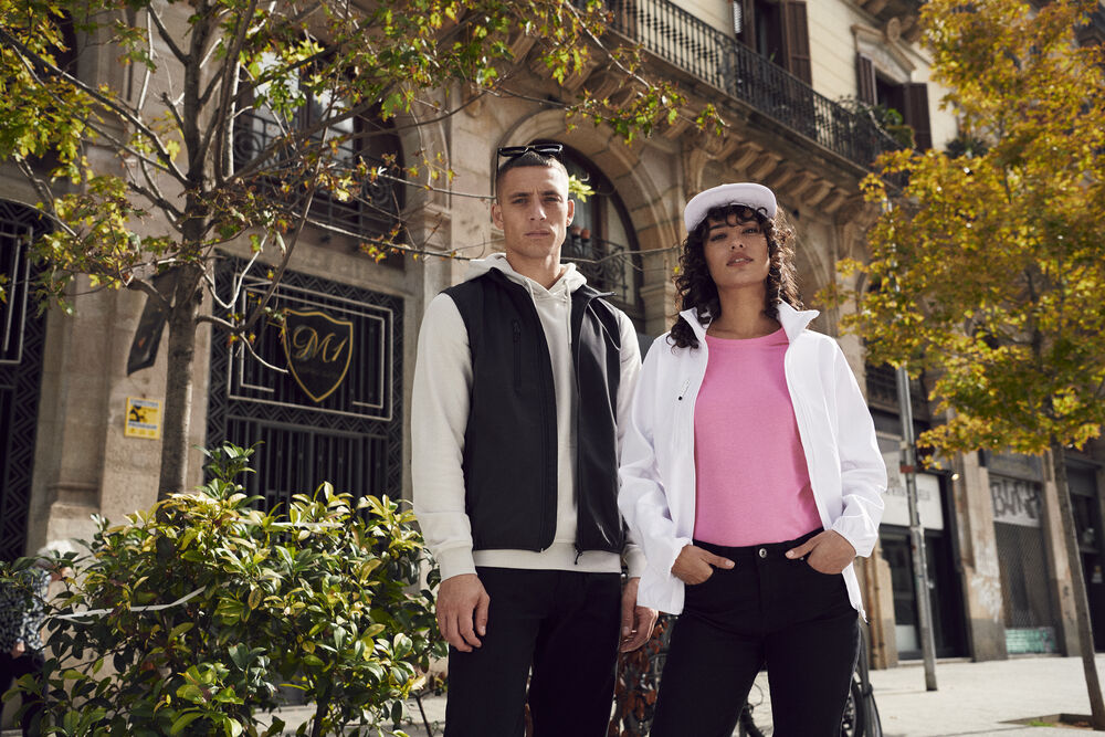 Classic Softshell Jacket Women von Clique – White