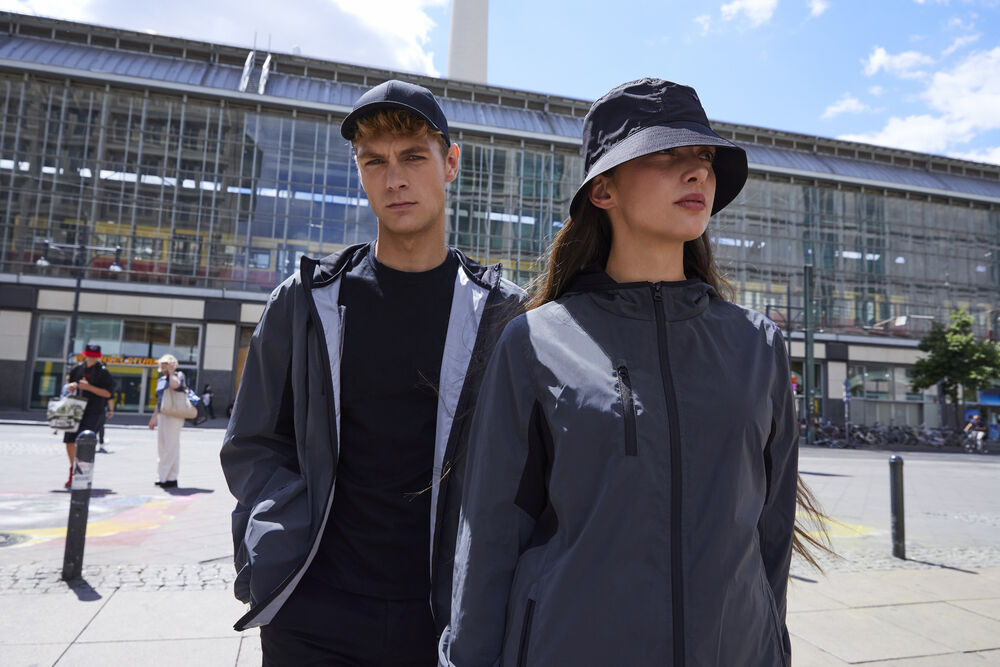 Willmar von Clique – Reflective Grey