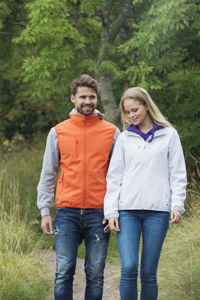 Basic Softshell Jacket Ladies von Clique – White