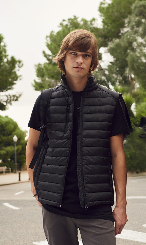 Hudson Vest von Clique – Red