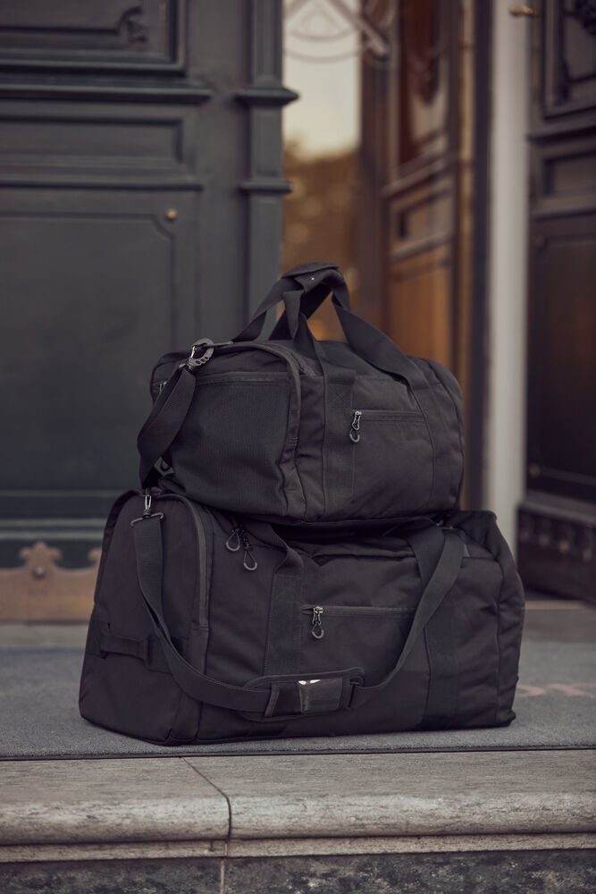 2.0 Travel Bag Small von Clique – Black
