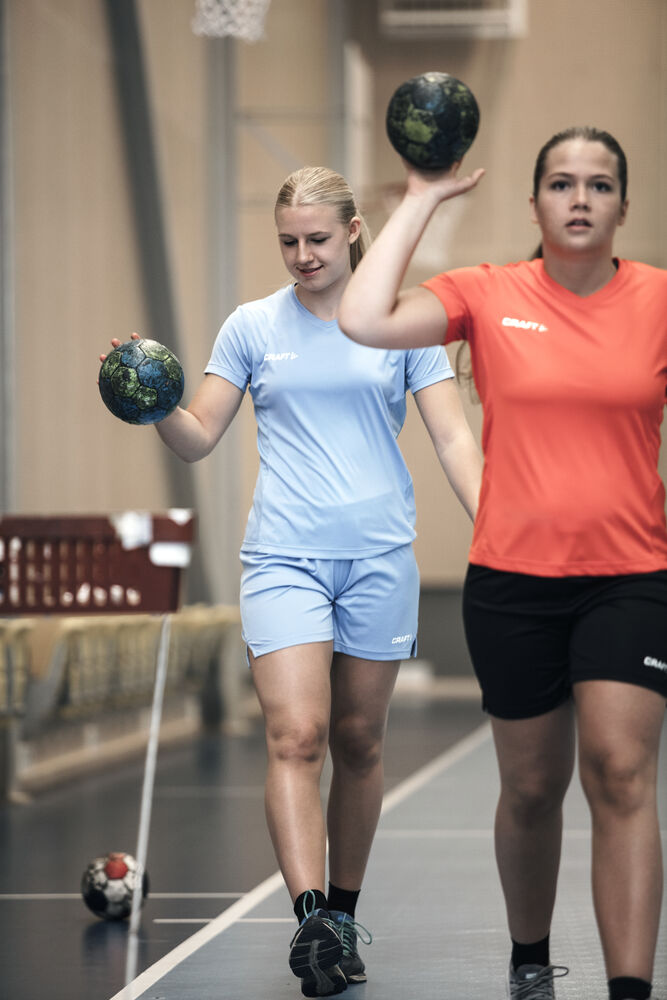 Squad Go Short Solid W von Craft – SKY BLUE