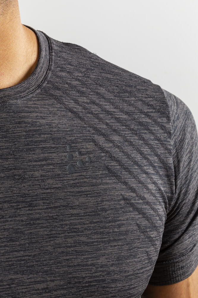 Fuseknit Comfort RN SS M von Craft – Black Melange