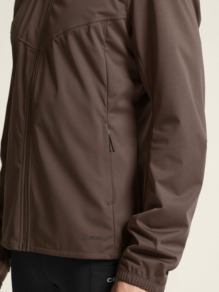 Adv Essence Hydro Jacket M von Craft – Prune