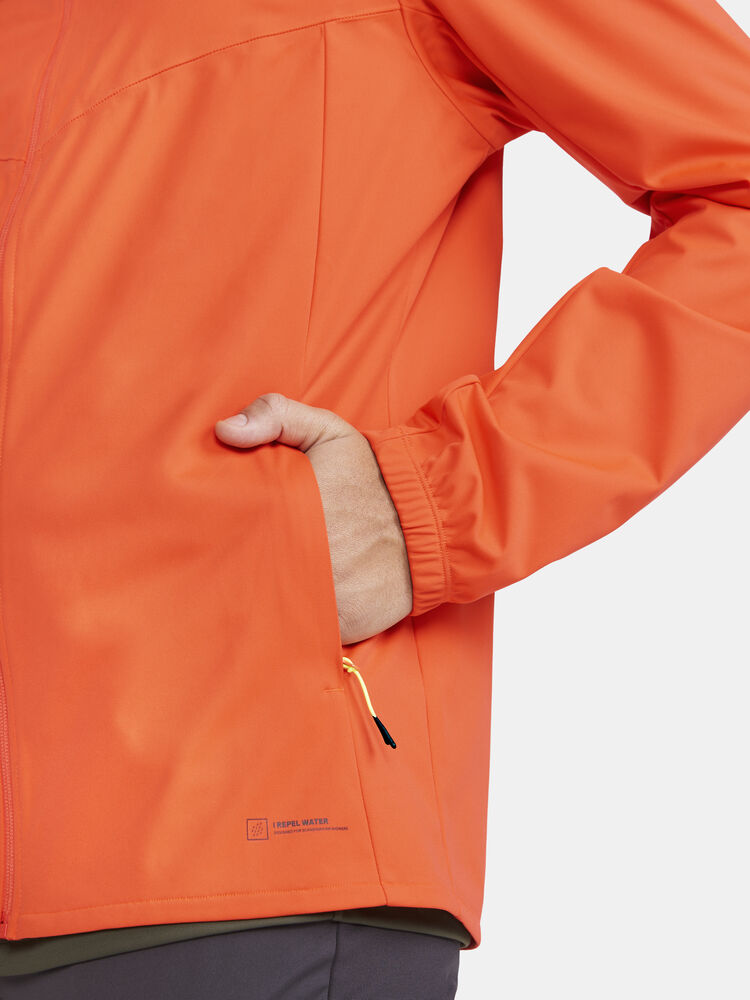 Adv Essence Hydro Jacket M von Craft – Prune