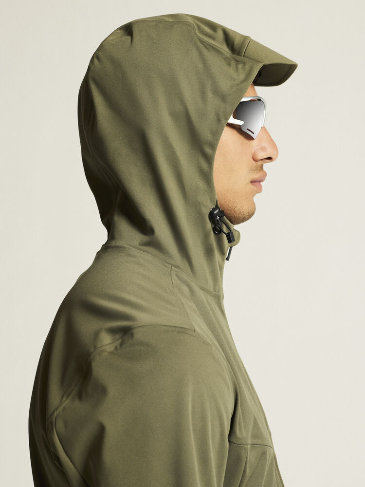 Adv Essence Hydro Jacket M von Craft – Prune