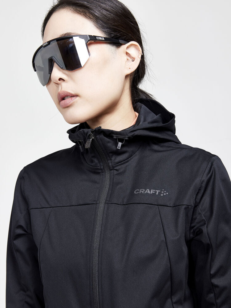 Adv Essence Hydro Jacket W von Craft – Leaf