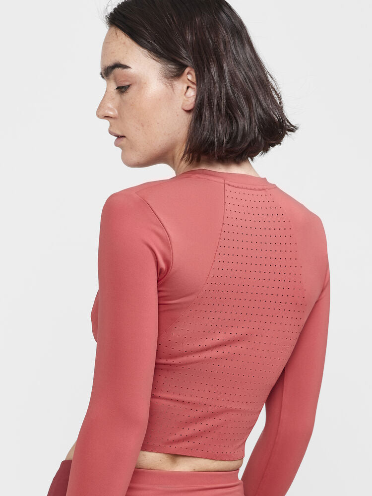 ADV Tone Cropped Top W von Craft – Astro