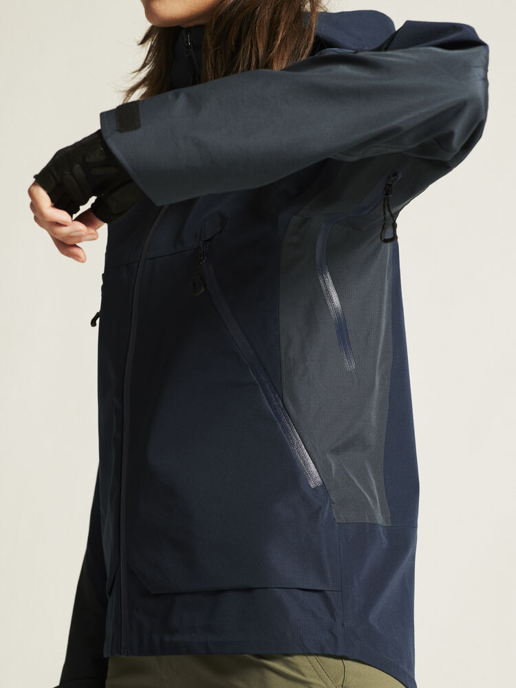Adv Explore Shell Jacket W von Craft – Blaze