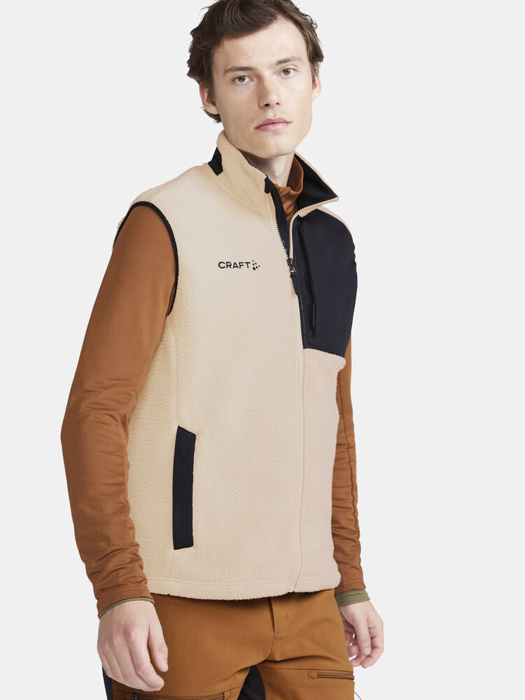 Adv Explore Pile Fleece Vest M von Craft – Ecru/Black