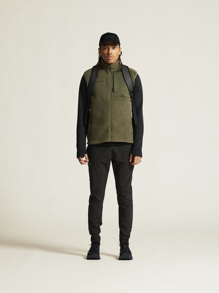 Adv Explore Pile Fleece Vest M von Craft – Ecru/Black