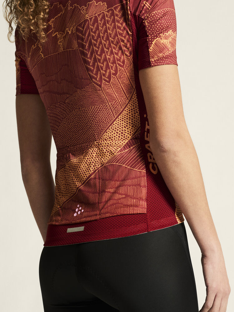 Adv Endur Graphic Jersey W von Craft – Blaze/Free