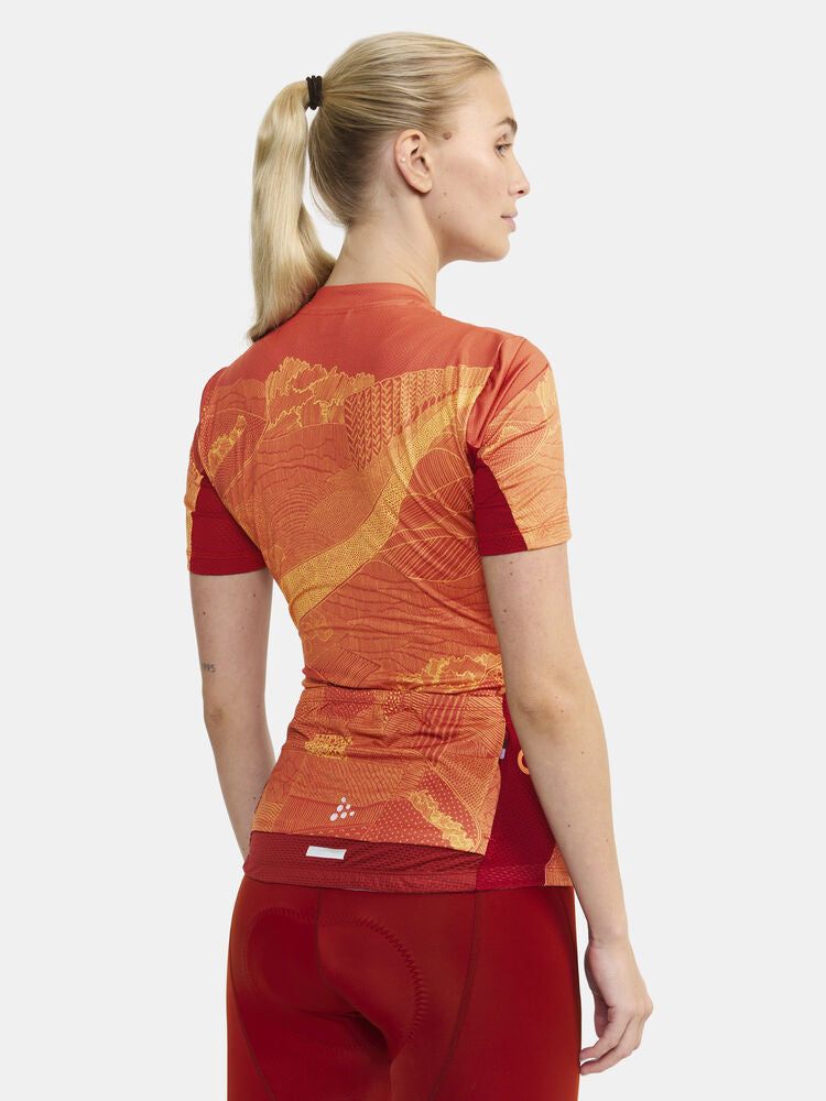 Adv Endur Graphic Jersey W von Craft – Blaze/Free