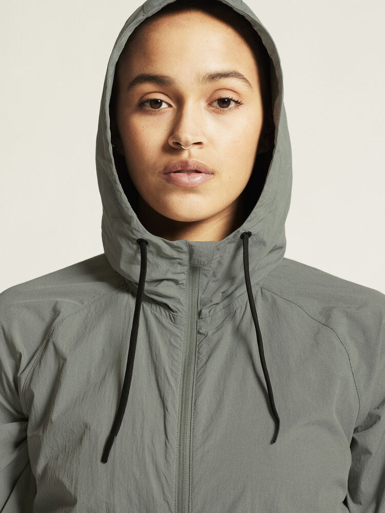 Adv Join Windbreaker W von Craft – Leaf