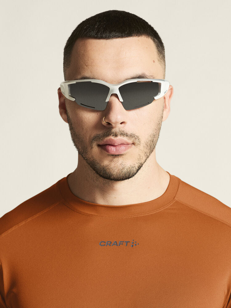 Adv Essence Ss Tee 2 M von Craft – Prune