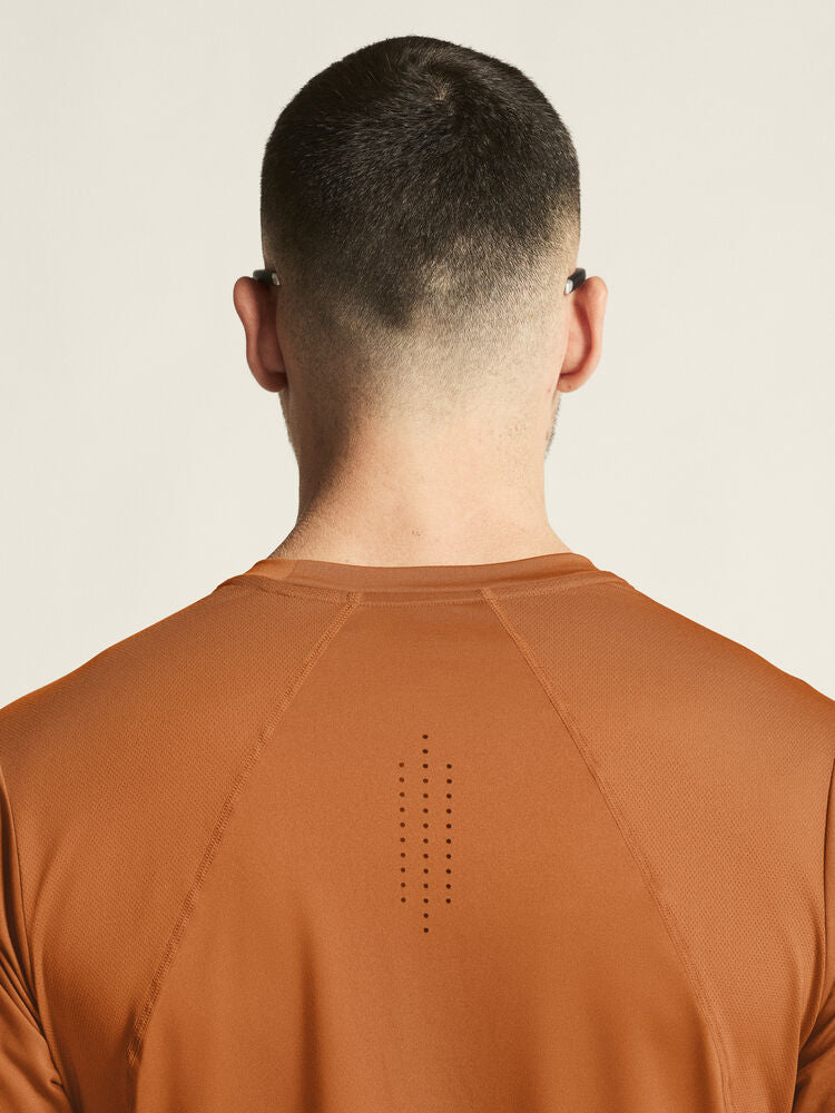 Adv Essence Ss Tee 2 M von Craft – Prune