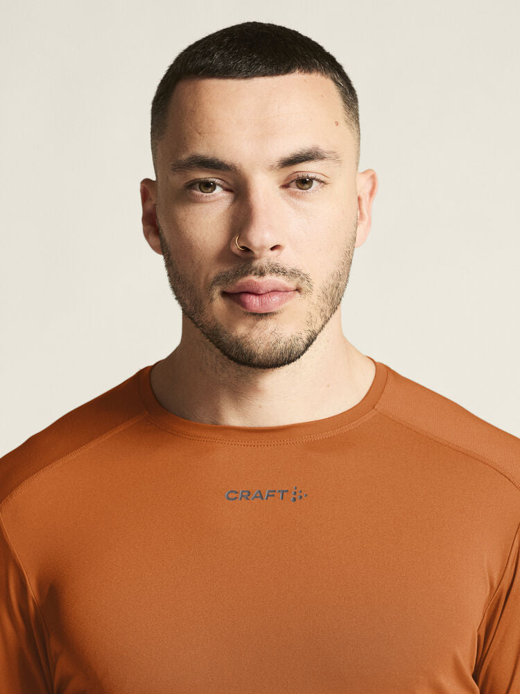 Adv Essence Ls Tee 2 M von Craft – Prune