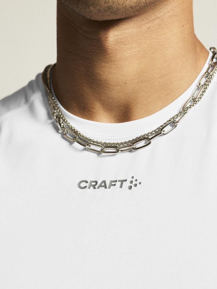 Adv Essence Sl Tee 2 M von Craft – Prune