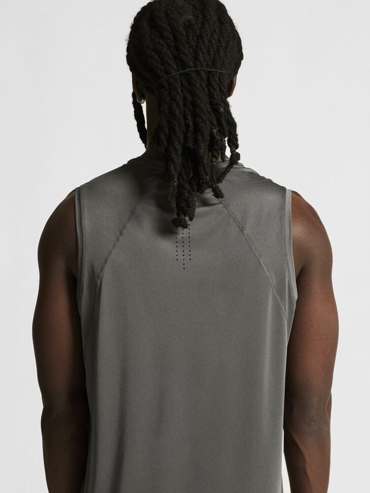 Adv Essence Sl Tee 2 M von Craft – Prune