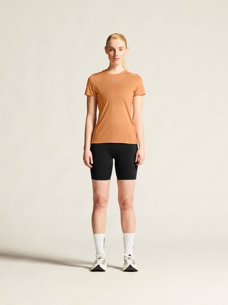 Adv Essence Ss Tee 2 W von Craft – Light Syrup