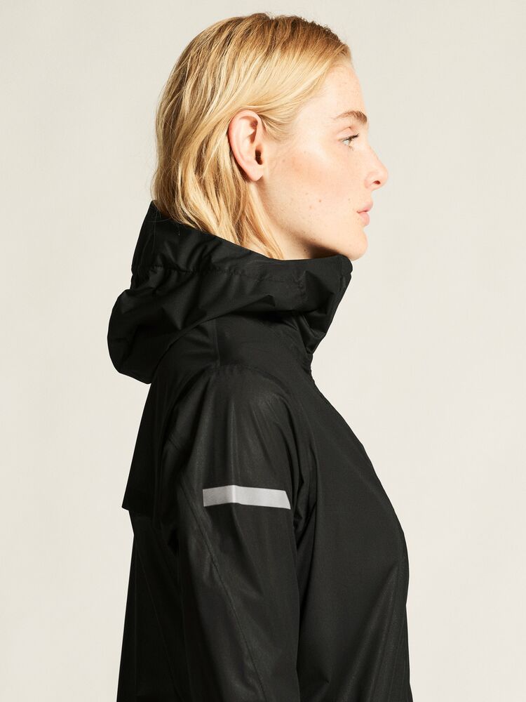 Pro Hydro Lightweight Jacket W von Craft – Black