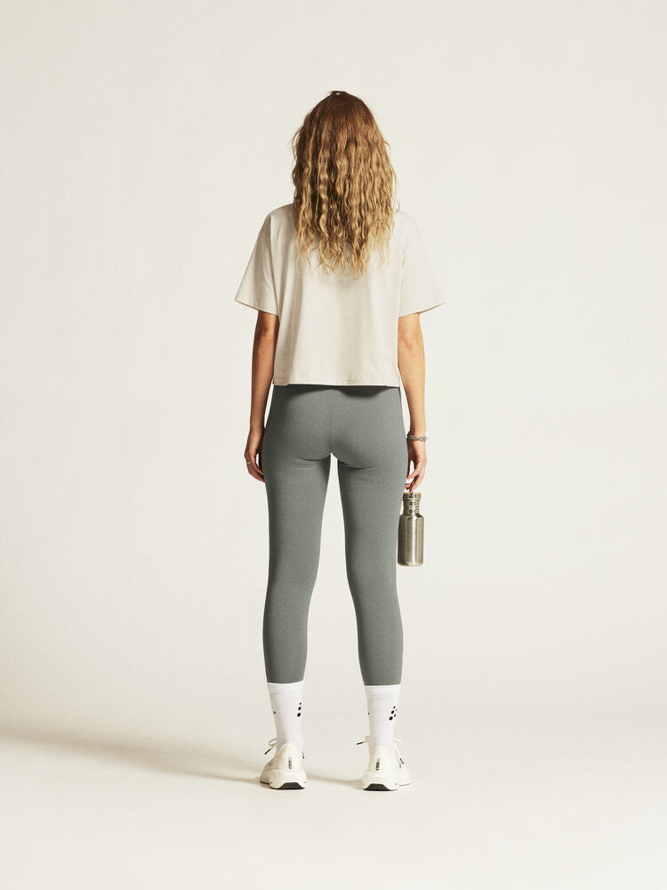 Collective Relaxed Ss Tee W von Craft – Plaster