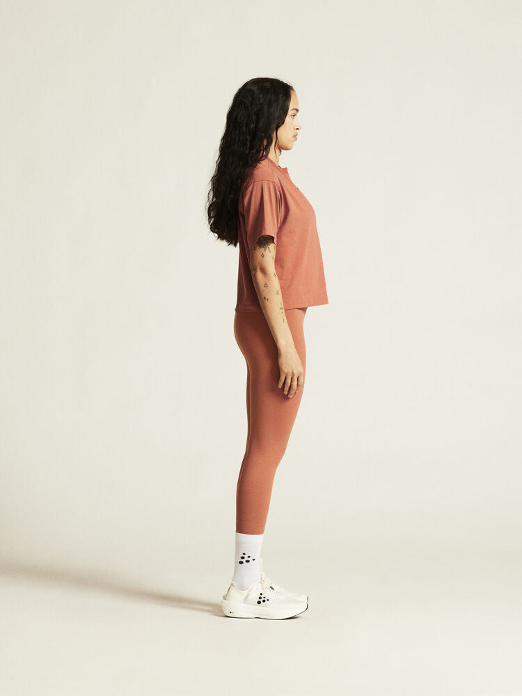 Collective Relaxed Ss Tee W von Craft – Plaster
