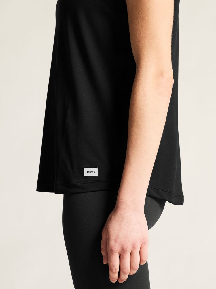 Collective Singlet W