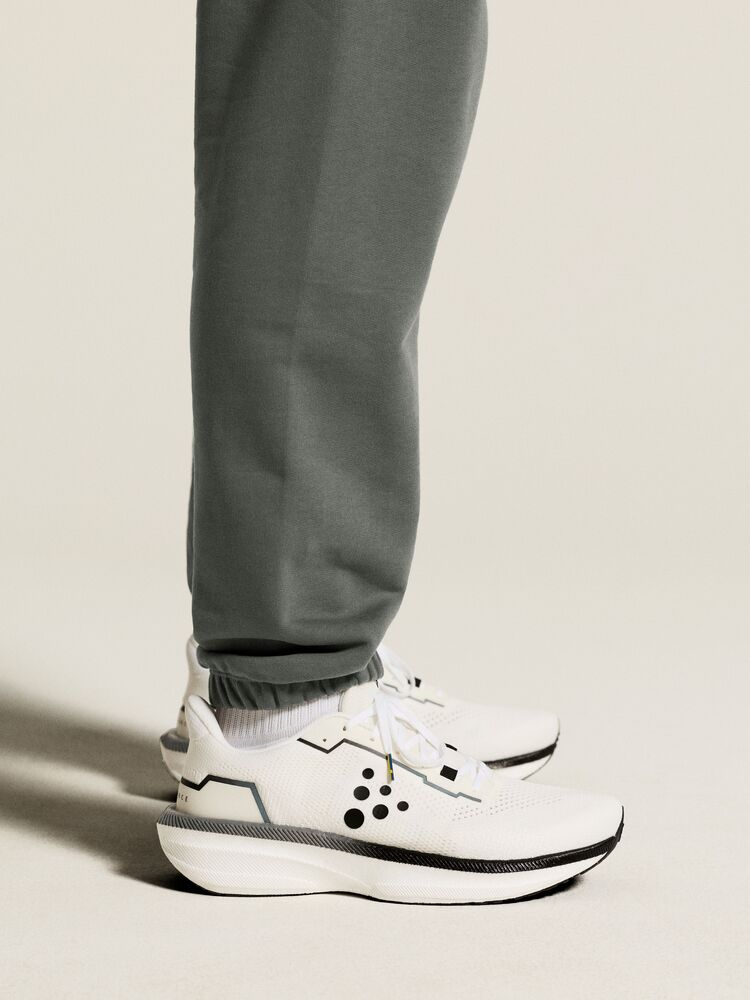 Frequent Sweatpants M von Craft – Taupe