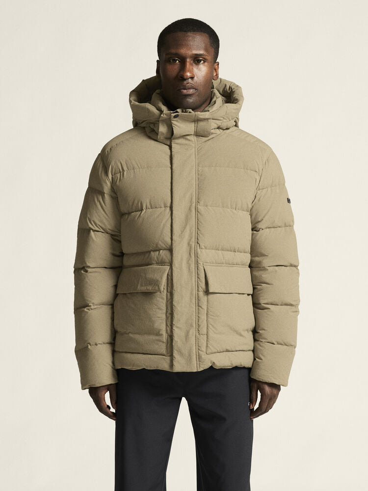 Urban Down Puffer Jacket M - lässige, warme Daunenjacke
