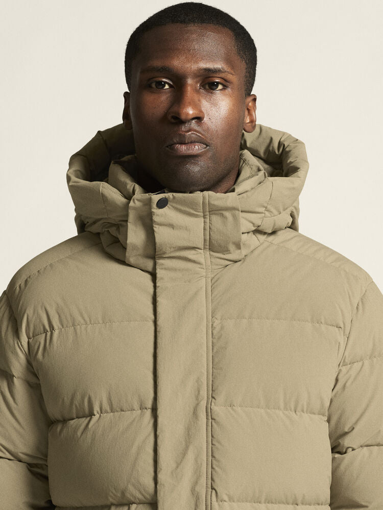 Urban Down Puffer Jacket M - lässige, warme Daunenjacke