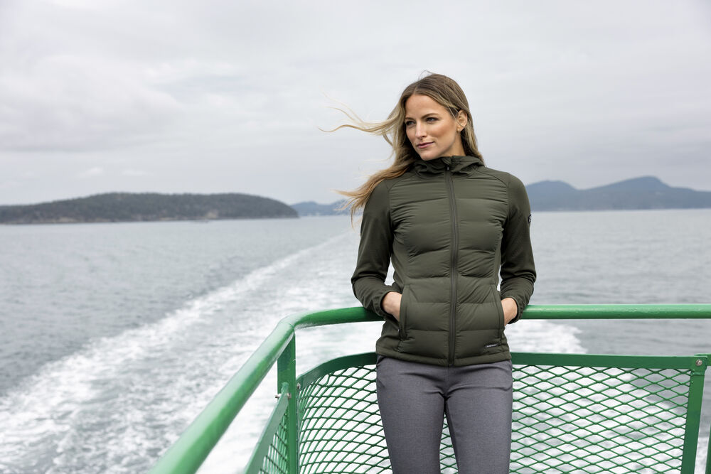 Oak Harbor Jacket Ladies von Cutter & Buck – Dark Navy