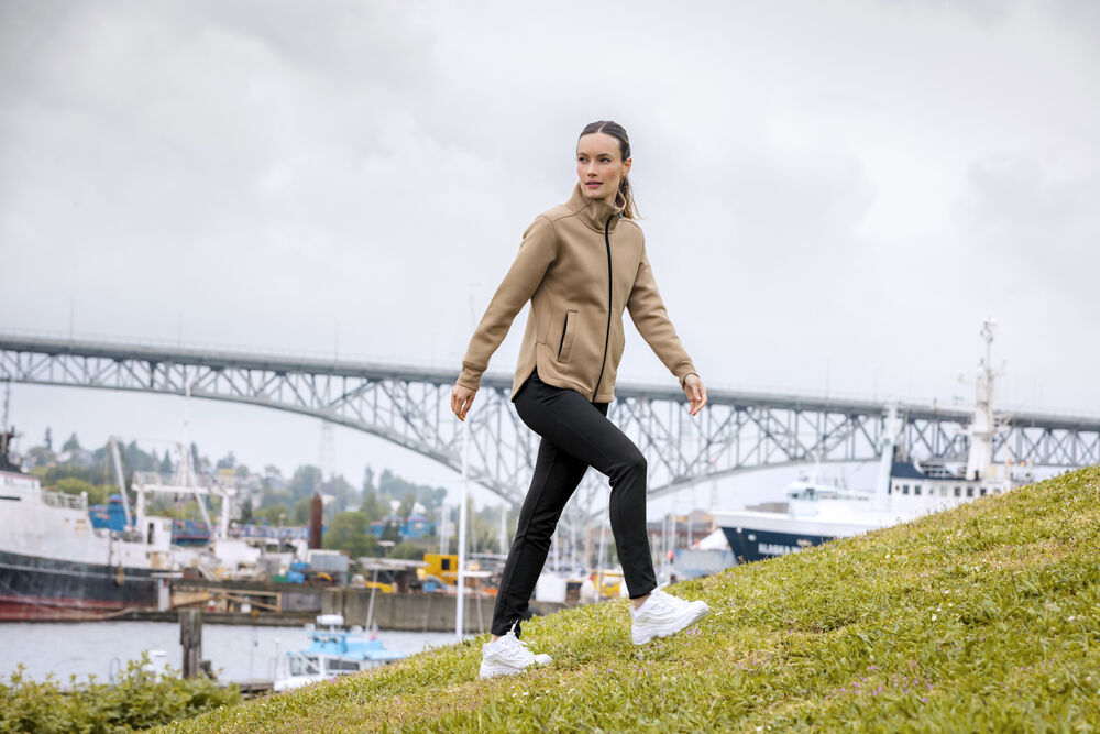 Pemberton Cardigan Full Zip Women von Cutter & Buck – Khaki