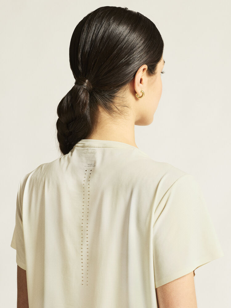 Hypervent Tee W von Craft – Tofu