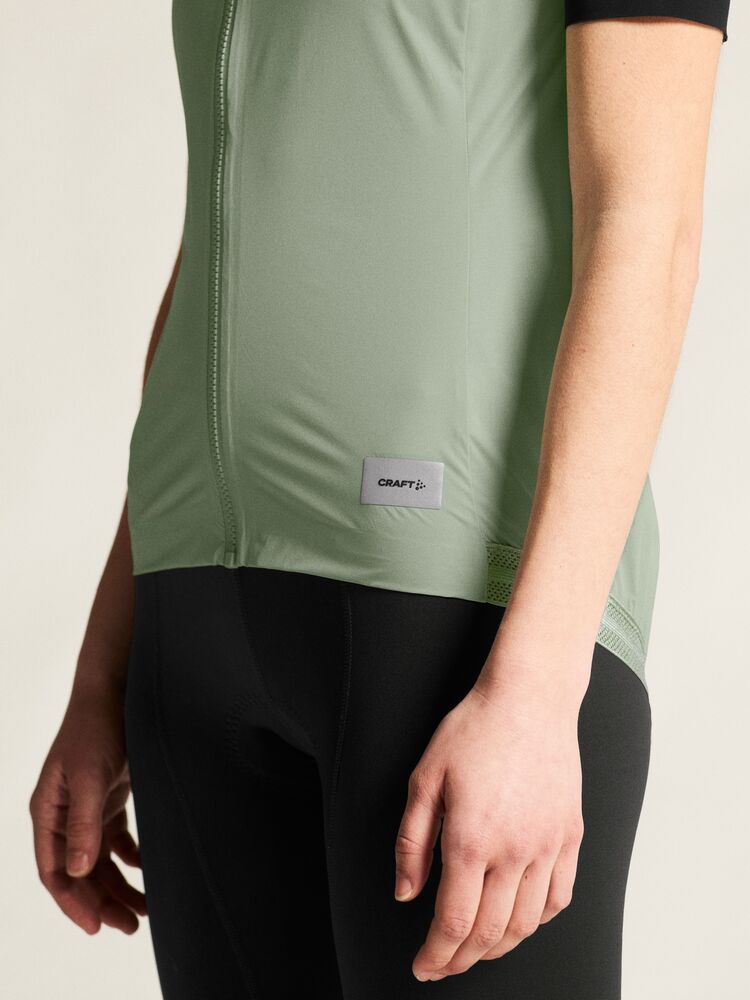Endur Light Wind Vest W von Craft – Glacial