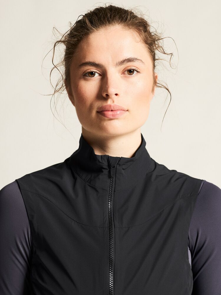 Endur Light Wind Vest W von Craft – Glacial