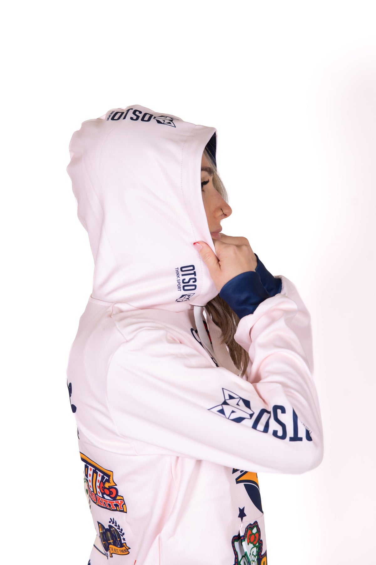 OTSO Hoodie - Hello Kitty Cheerleading – Produktansicht 12