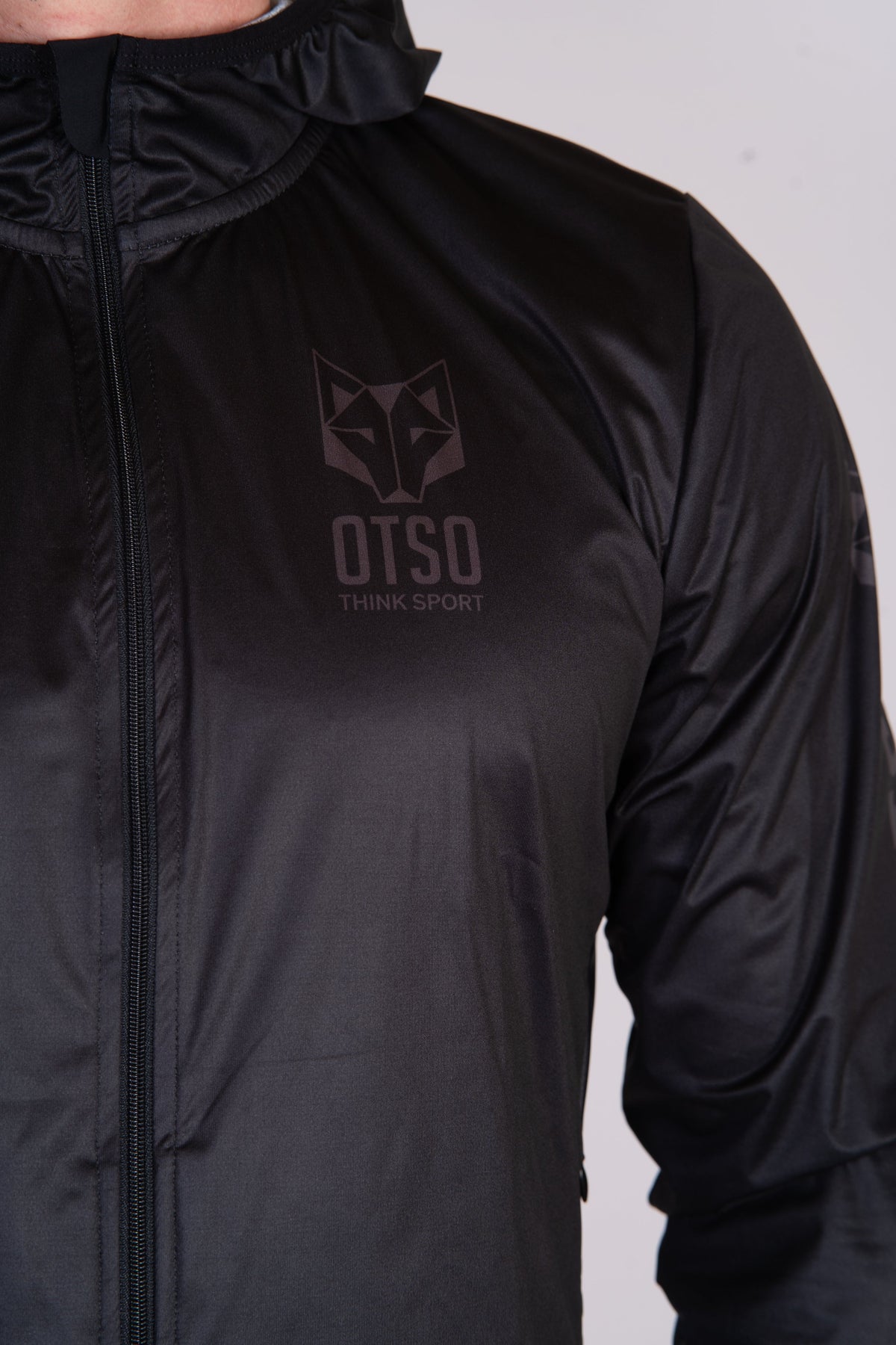 OTSO Unisex Laufjacke - Black – Produktansicht 9