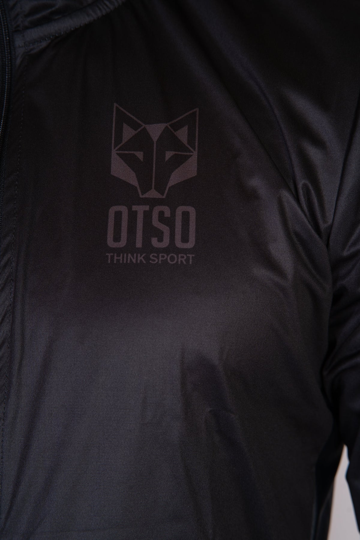 OTSO Unisex Laufjacke - Black – Produktansicht 10