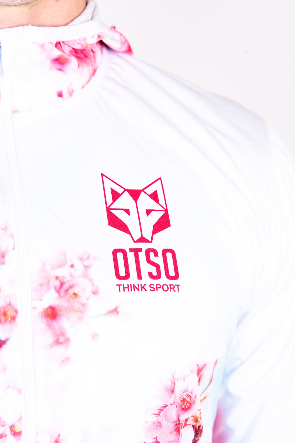 OTSO Unisex Laufjacke - Almond Blossom – Produktansicht 19