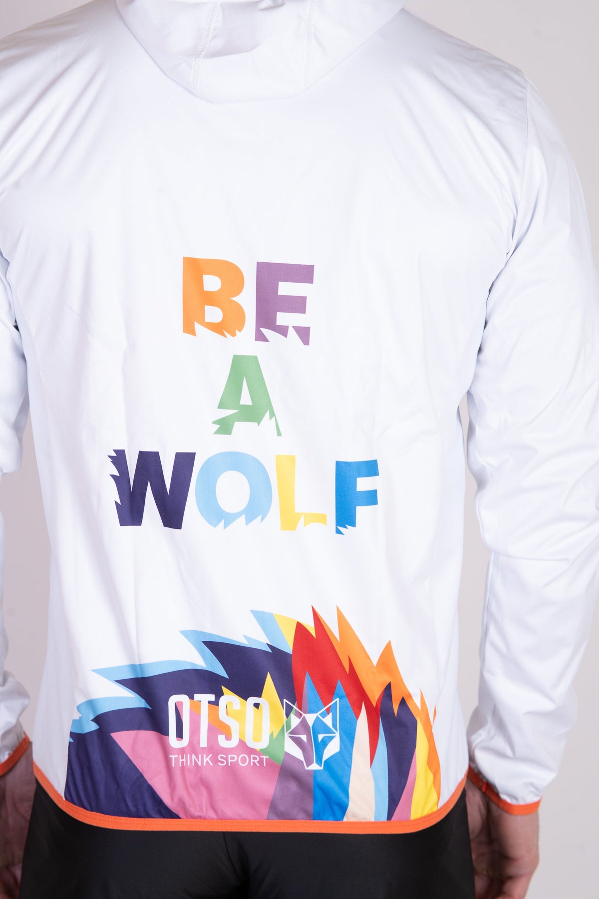 OTSO Unisex Laufjacke - Be a Wolf – Produktansicht 11