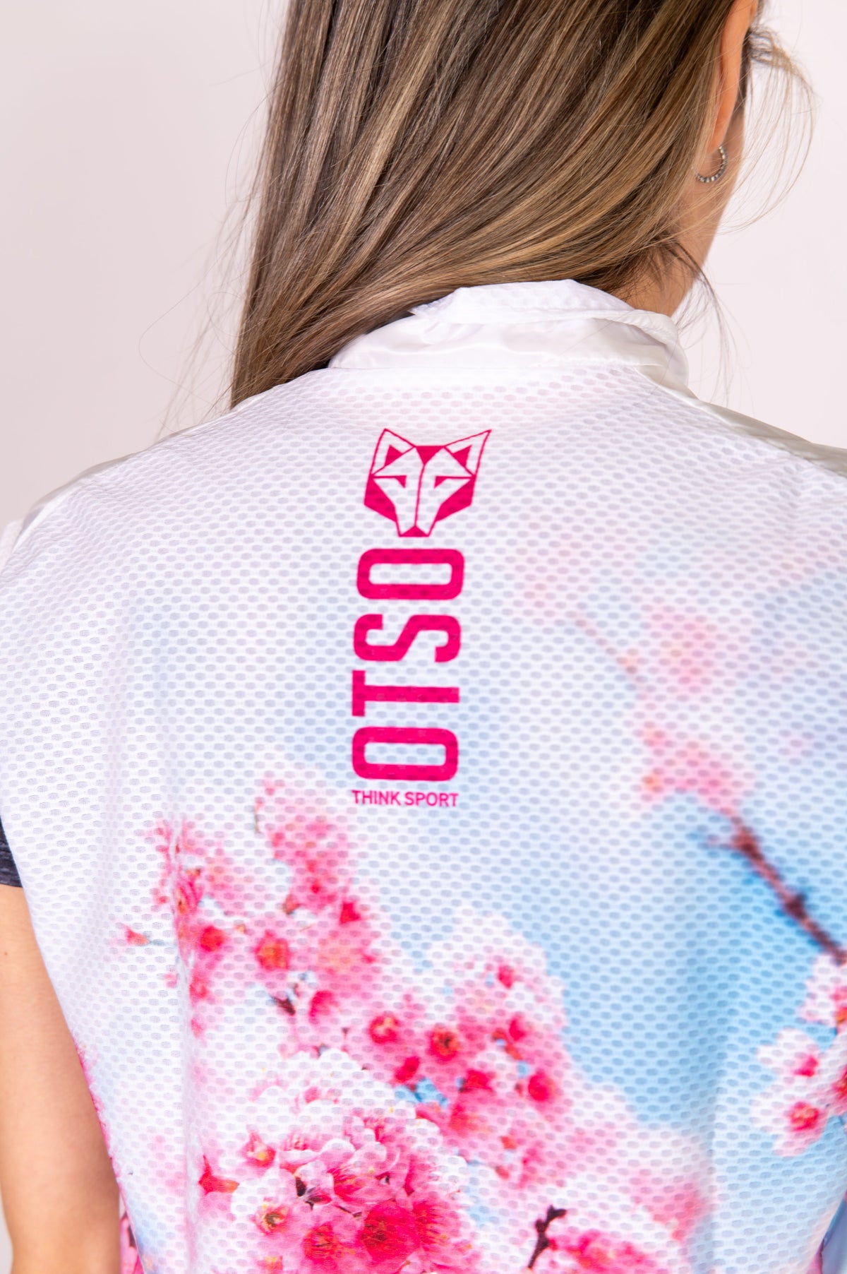 OTSO Unisex Laufweste - Almond Blossom – Produktansicht 11