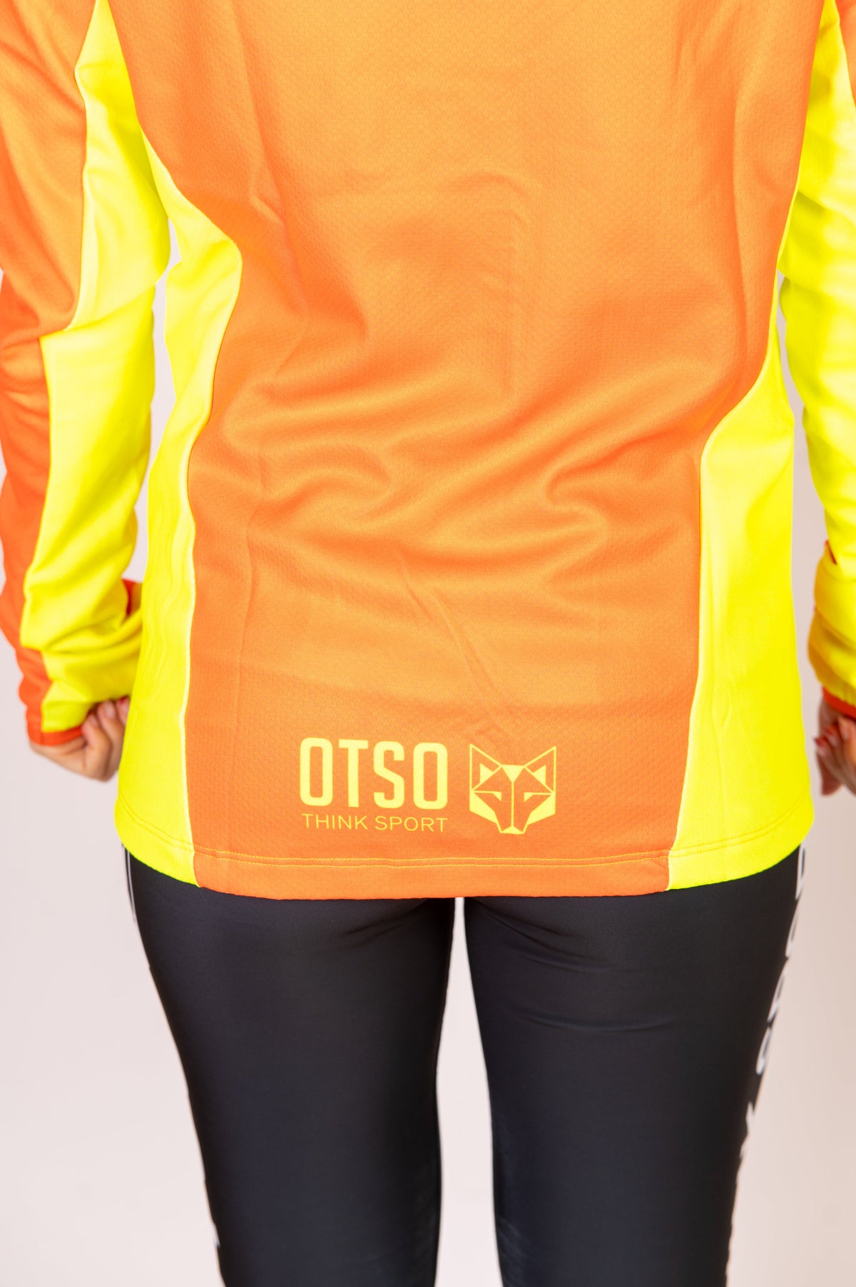 OTSO Unisex Sport-Hoodie - Fluo Orange & Fluo Yellow – Produktansicht 17