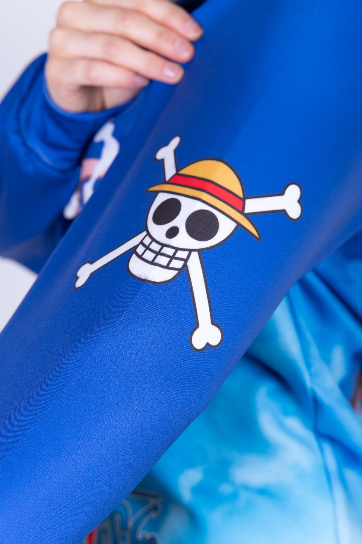 OTSO Hoodie - One piece egghead luffy and the crew blue – Produktansicht 22