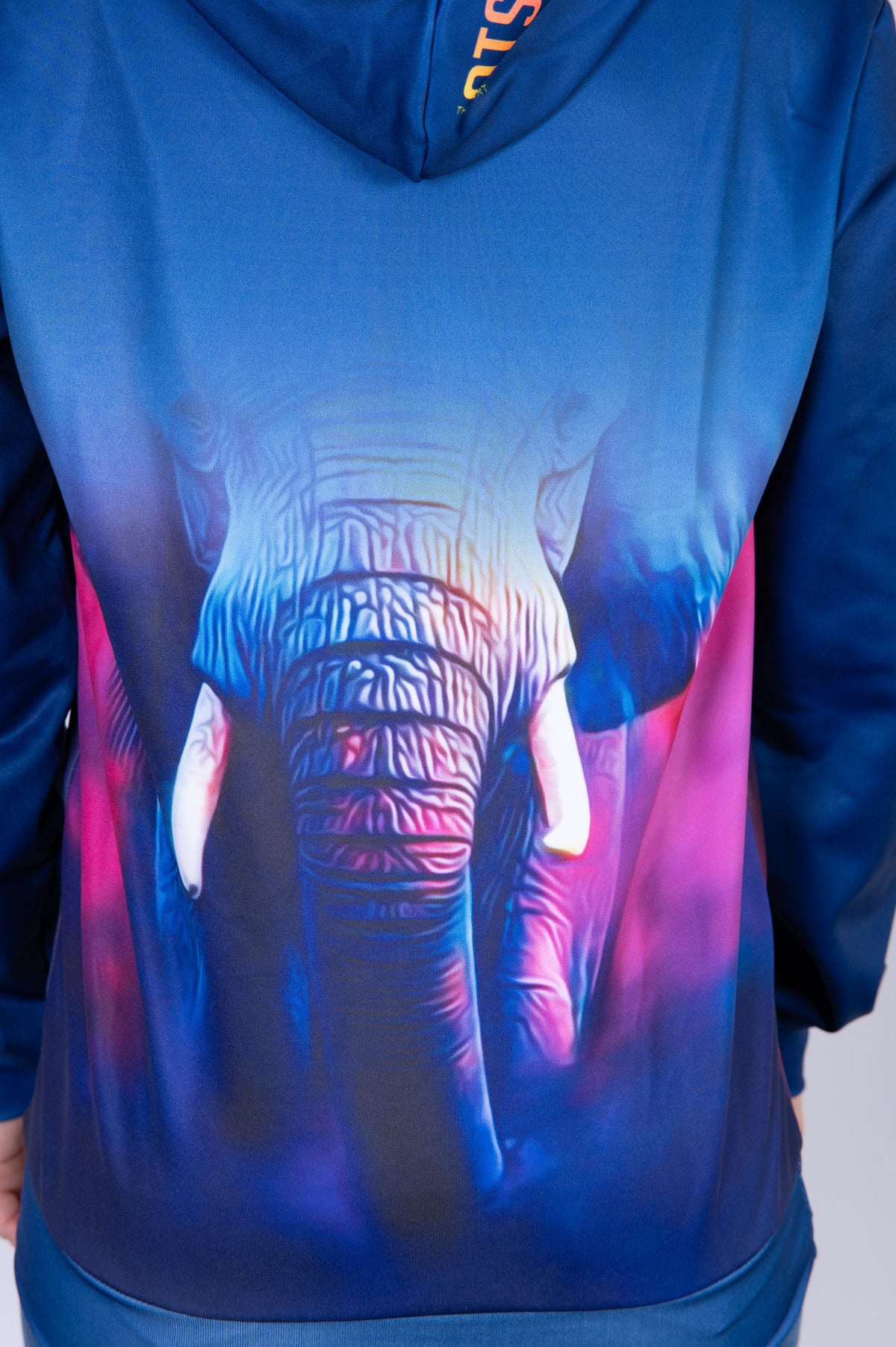 OTSO Hoodie - Be Strong – Produktansicht 10